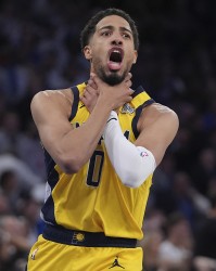 😤A·史密斯：哈利伯顿是季后赛最关键的球员之一，他绝没有被高估