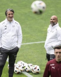 乐鱼网下载-【解码瑞士】在下课声中，雅金变阵反攻