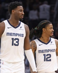 彻底重建，记者：联盟各队相信灰熊在交易莫兰特后会交易小贾伦