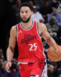 西蒙斯拒绝尼克斯的合同，嫌弃做底薪球员，想要一份更高的年薪